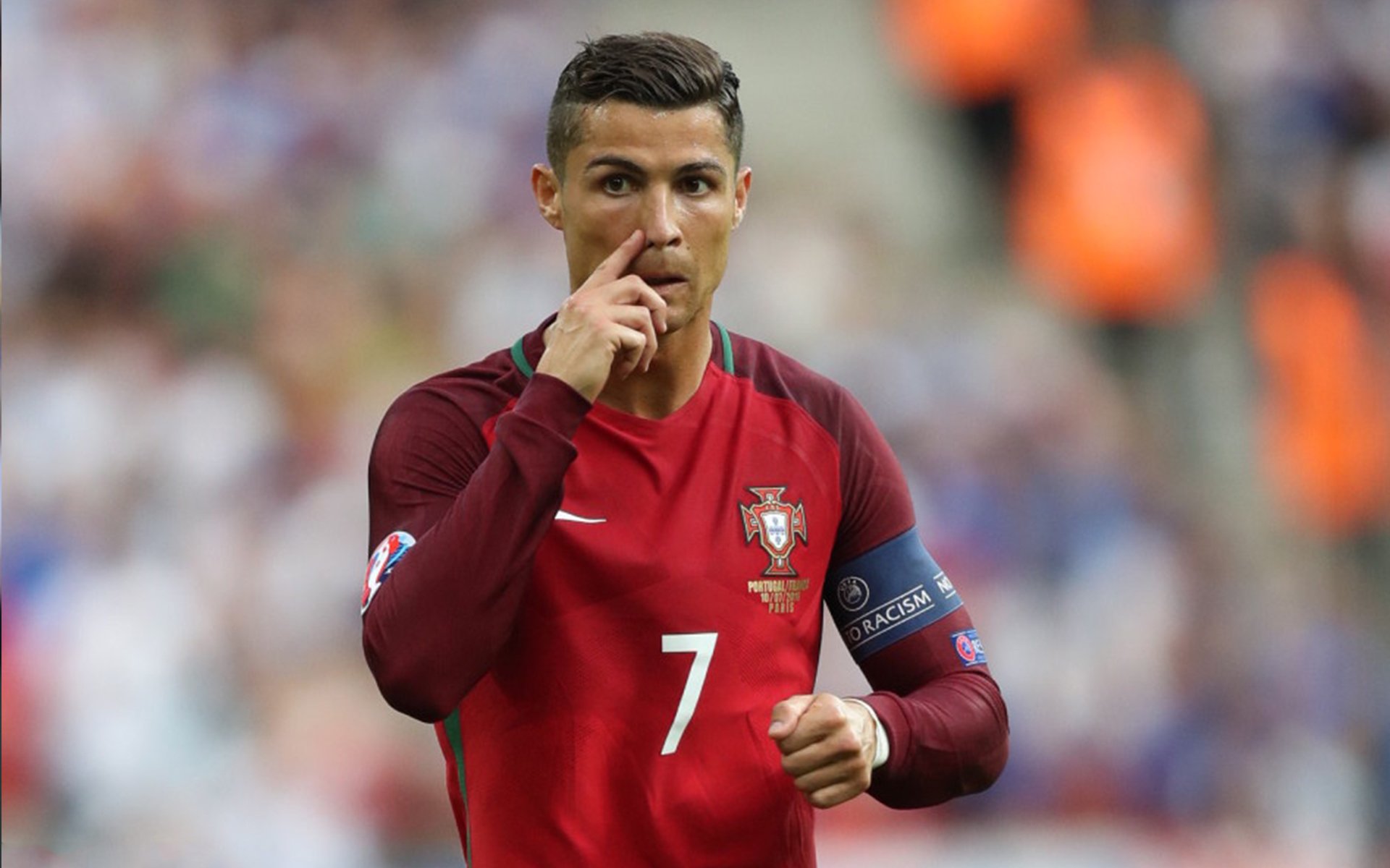 48隊參賽擴軍-梅西踢电竞，当球王闯入FIFA规则，是降维打击还是荒诞闹剧？